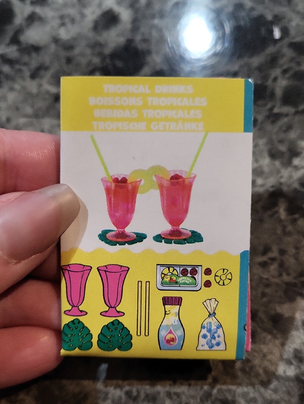Miniverse Make It Mini Birthday Tropical Drinks